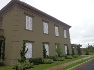 Residência no Condomínio EcoVillage I    